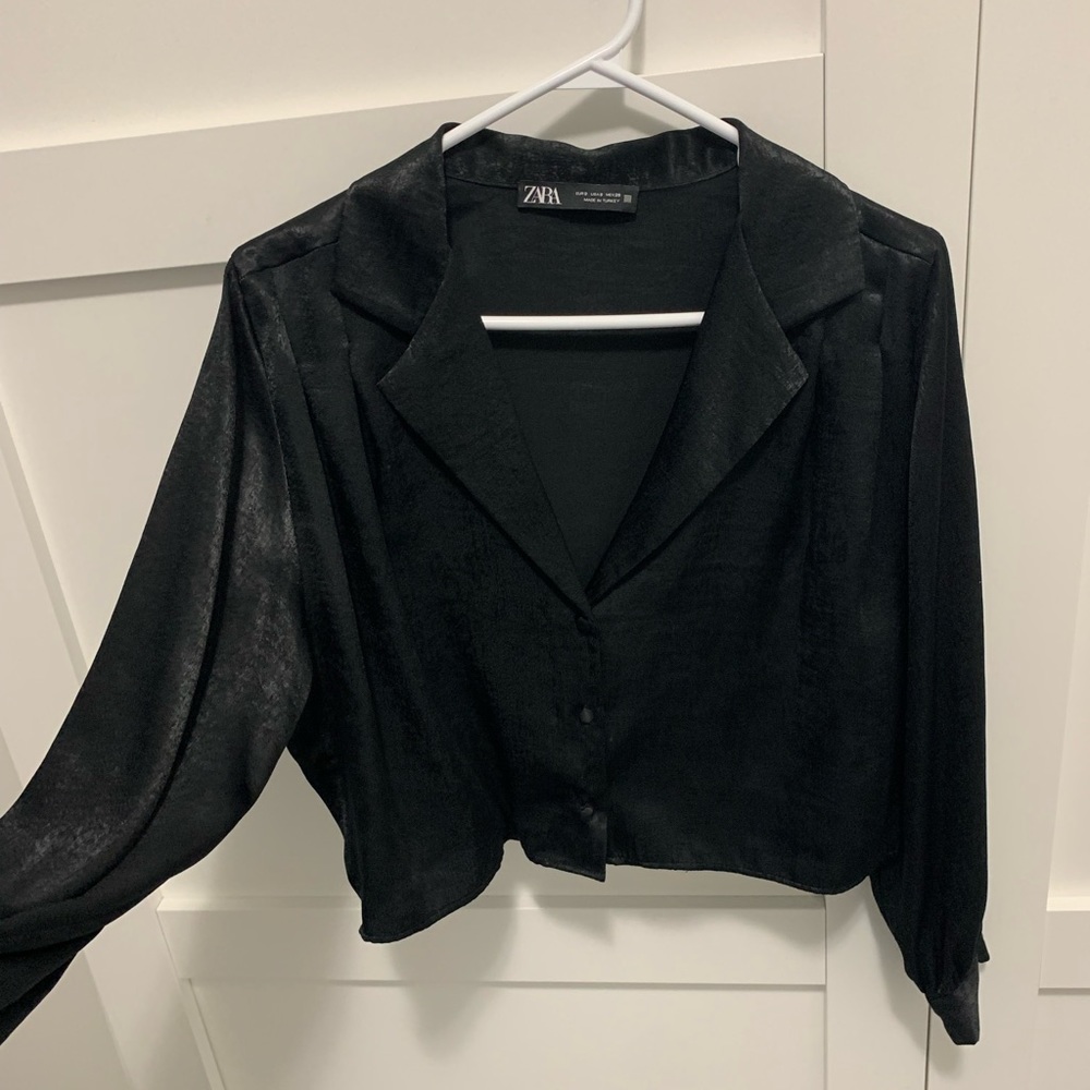 Zara Black Satin Button-Up Cropped Blouse